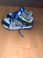 Nike Turnschuhe 34 Sportschuhe Hessen - Großenlüder Vorschau