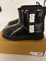 UGG, Winterschuhe, schwarz Nordrhein-Westfalen - Welver Vorschau