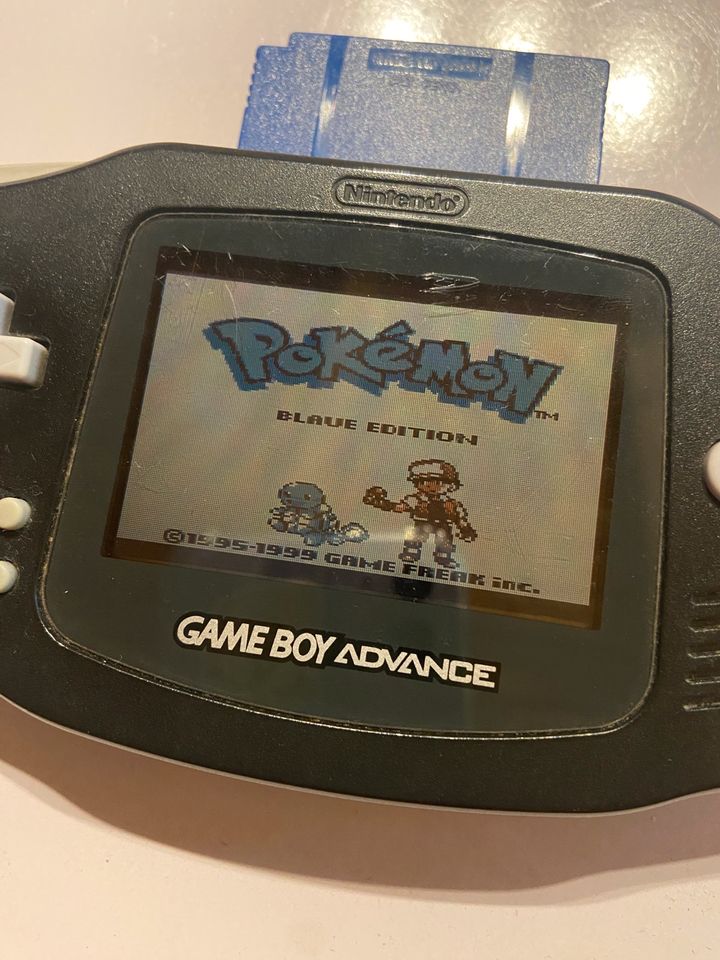Gameboy Spiel - Pokémon blau in Bad Honnef