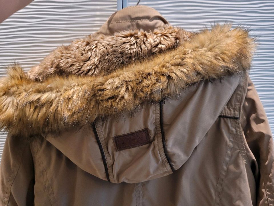 Naketano Damen Winterjacke / Mantel beige - Größe L in Langenhagen