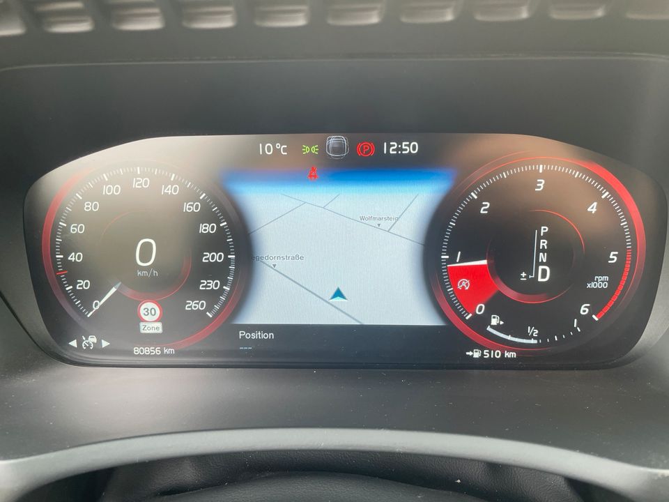 Volvo XC90 AWD Inscription oder Tausch gegen Tesla Model Y in Berlin