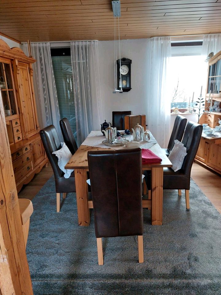 Einfamilienhaus mit toller Aussicht in Birken-Honigsessen