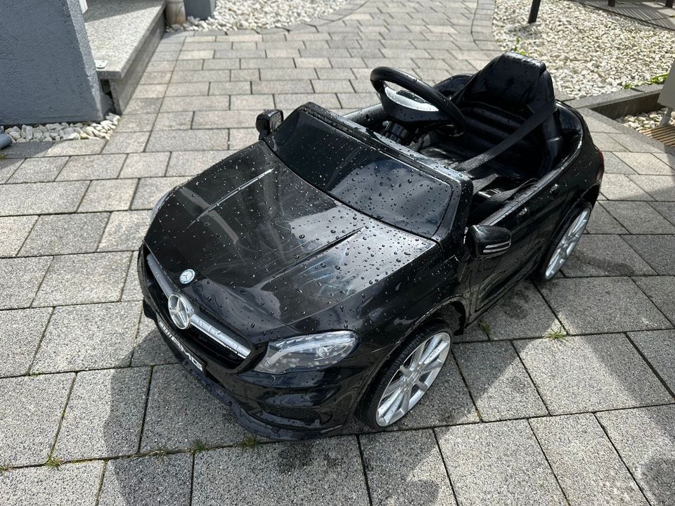 Elektroauto Kinderauto Mercedes in Leiningen