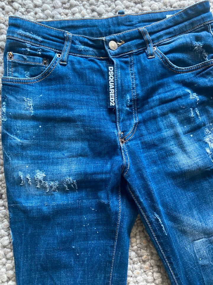 Dsquared2 Jeans dunkelblau Flicken 36-38 in Heidelberg