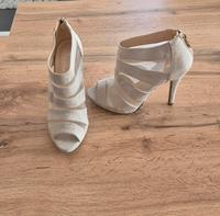 Pumps|Absatzschuhe|High Heels beige, Gr. 37 Stuttgart - Untertürkheim Vorschau