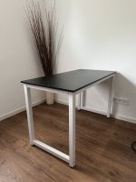 Schreibtisch B 120 cm, T 60 cm, H 75 Hessen - Lautertal Vorschau