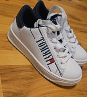 Tommy Hilfiger Jungen Kinder Sneaker Schuhe Weiss Leder neuw.  30 Baden-Württemberg - Aichelberg Vorschau