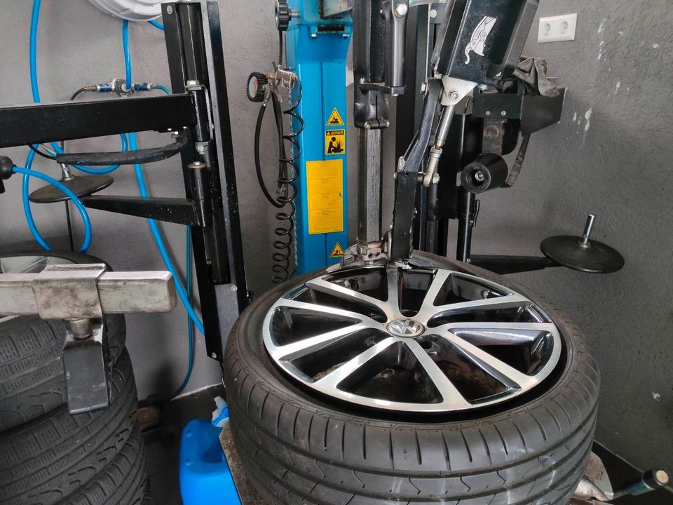 Reifenmontage Reifen montieren Reifenwechsel Reifenservice in Aidlingen