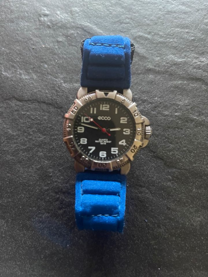 Tolle Uhr von Ecco, Edelstahl, Neoprenarmband blau, water Resist in Neu Wulmstorf