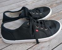 Levi's Damen Malibu Beach S Sneakers  schwarz Gr. 38 Hessen - Büdingen Vorschau