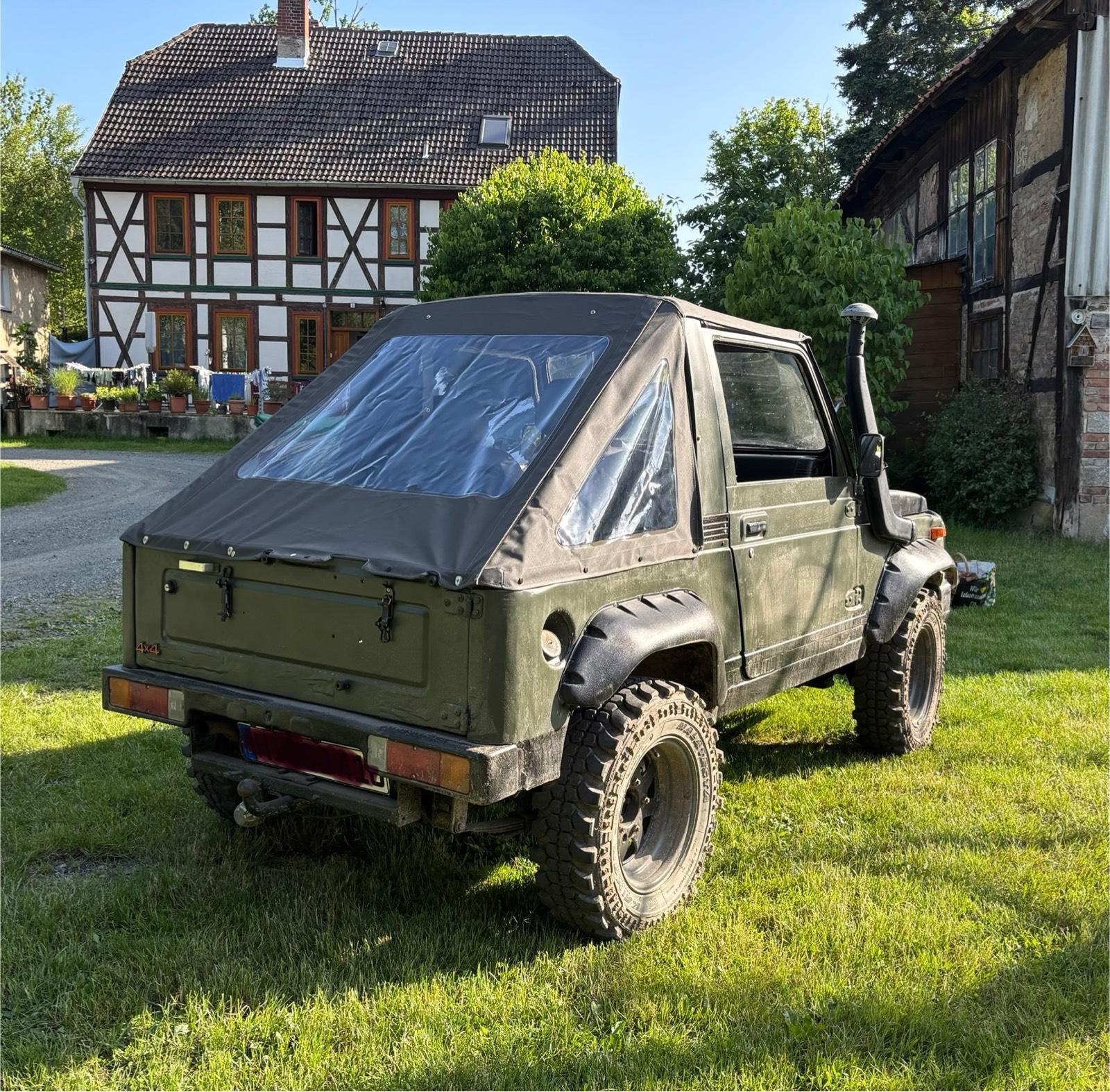 Abbildung des Autos Suzuki SJ40 Samurai TÜV …