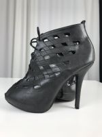 High heels  Stiefelette in schwarz /Leder /39 /Neuwertig Nordrhein-Westfalen - Ibbenbüren Vorschau