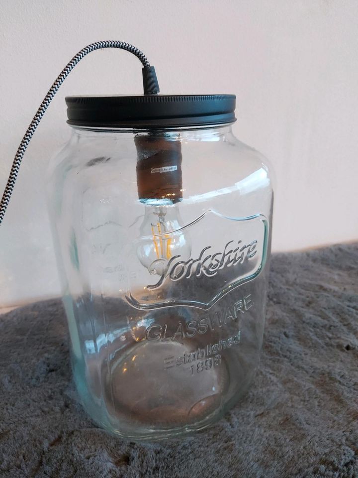 Yorkshire Glassware Industrial Style Lampe Einzelstück handgemach in Ihringen