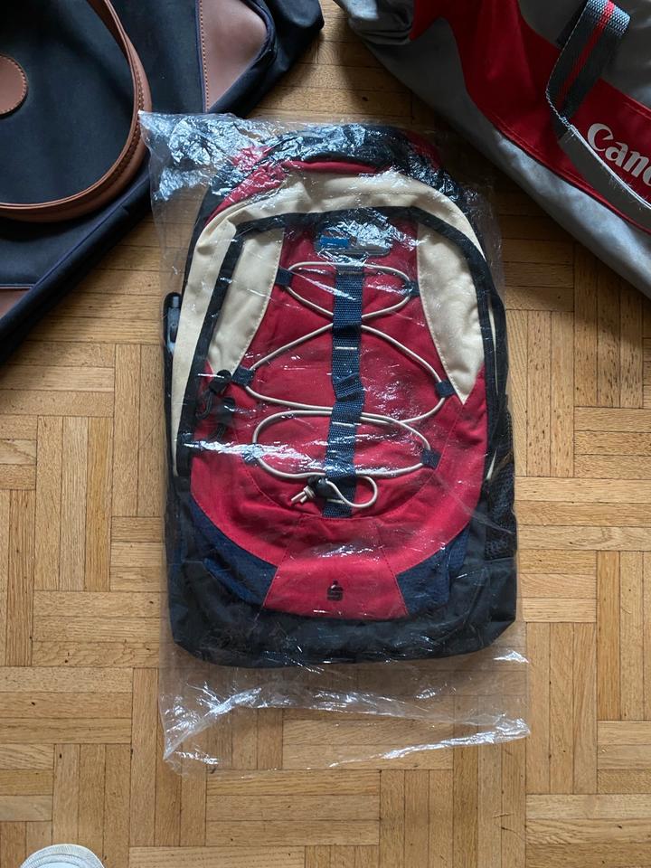 Reisetaschen, Rucksack, Canon, Sparkasse, Aspen Sport in Nidda