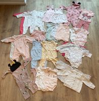 Kleidungspaket Baby Mädchen Kleidung 68 Nordrhein-Westfalen - Paderborn Vorschau