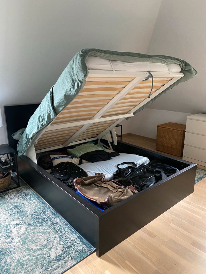 Ikea Malm Bett mit Bettkasten 140cm in München
