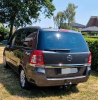 Opel Zafira B/  2010 / 7 Sitzplätze / neu TÜV/ 1,8 / 103 KW,  140 Nordrhein-Westfalen - Leverkusen Vorschau