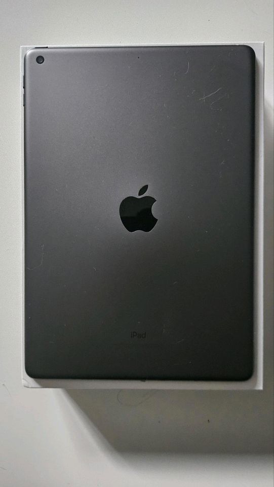 Apple iPad 9. Generation, 10,2 Zoll, WiFi, 265Gb in Schmalkalden