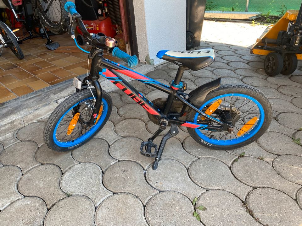 Cube Kinderfahrrad 16 Zoll schwarz in Rosenheim