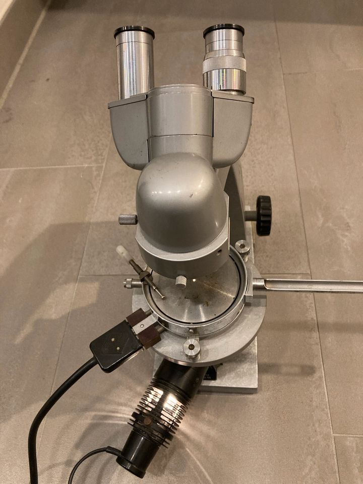 Mikroskop Reichert Austria mit heizbarem Objekttisch in Fürth