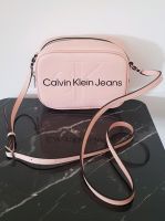 CALVIN KLEIN Mini bag / Camera Bag NEU Bayern - Altdorf bei Nürnberg Vorschau