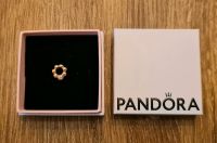 Pandora Zwischenelement Zirkonia Charm Anhänger rosévergoldet Hessen - Griesheim Vorschau