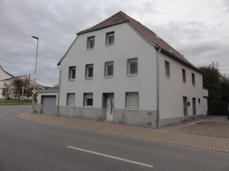 Komplett saniert - Einfamilienhaus mit Einliegerwohnung in Siegelsbach