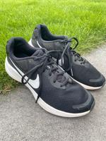 Nike Schuhe Revolution Gr. 42 Hessen - Hanau Vorschau