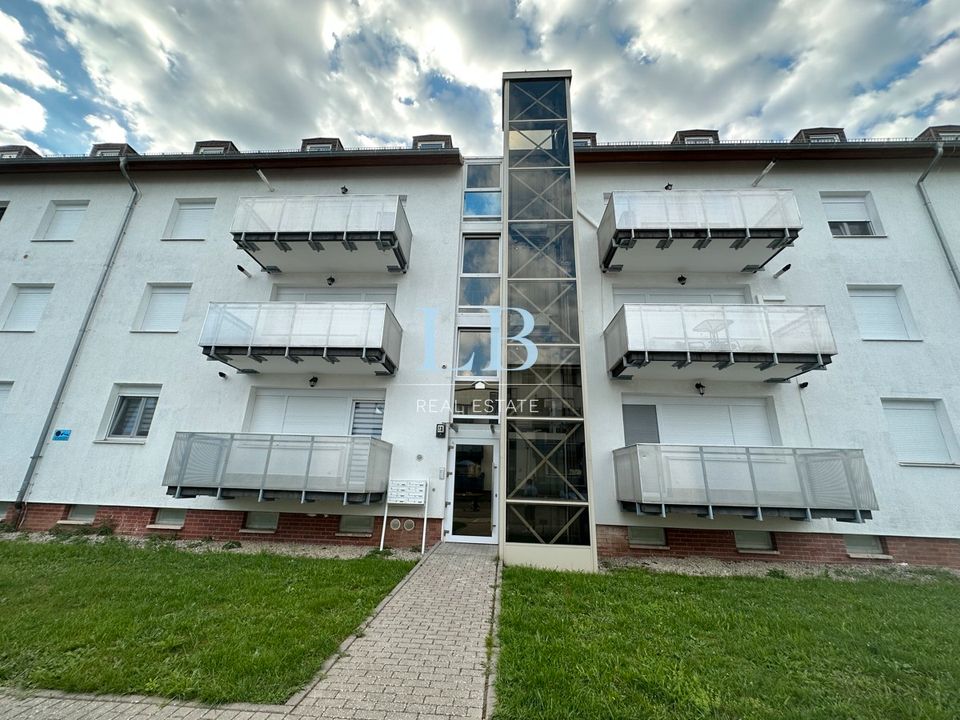 3-Zimmer-Dachgeschosswohnung in Unmittelbarer Hochschulnähe 21.8 in Zweibrücken