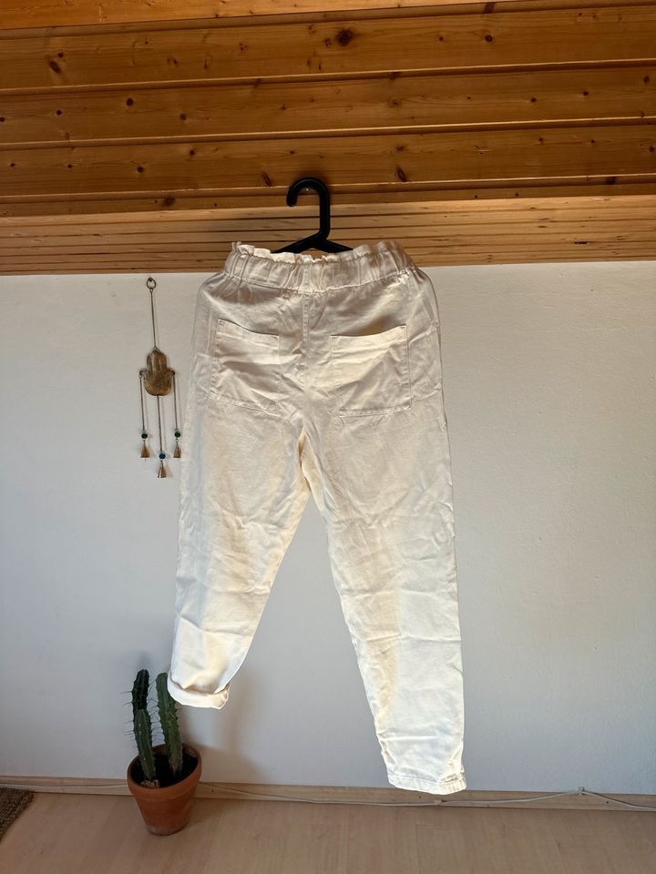 Zara Jeans Hose weiß XS ungetragen in Kaufering