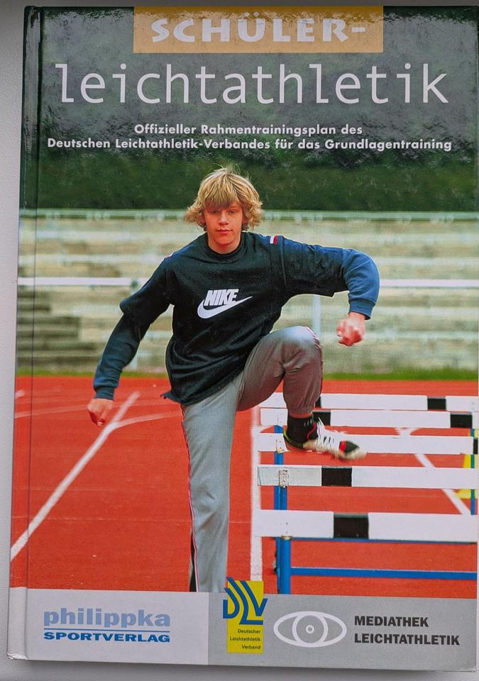 Diverse Leichtathletik-Trainingsbücher (Rahmentrainingspläne) in Havekost (b Schwarzenbek)