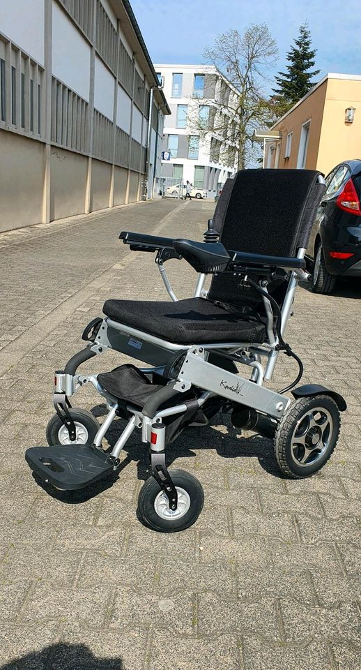 Elektro-Rollstuhl in Düsseldorf