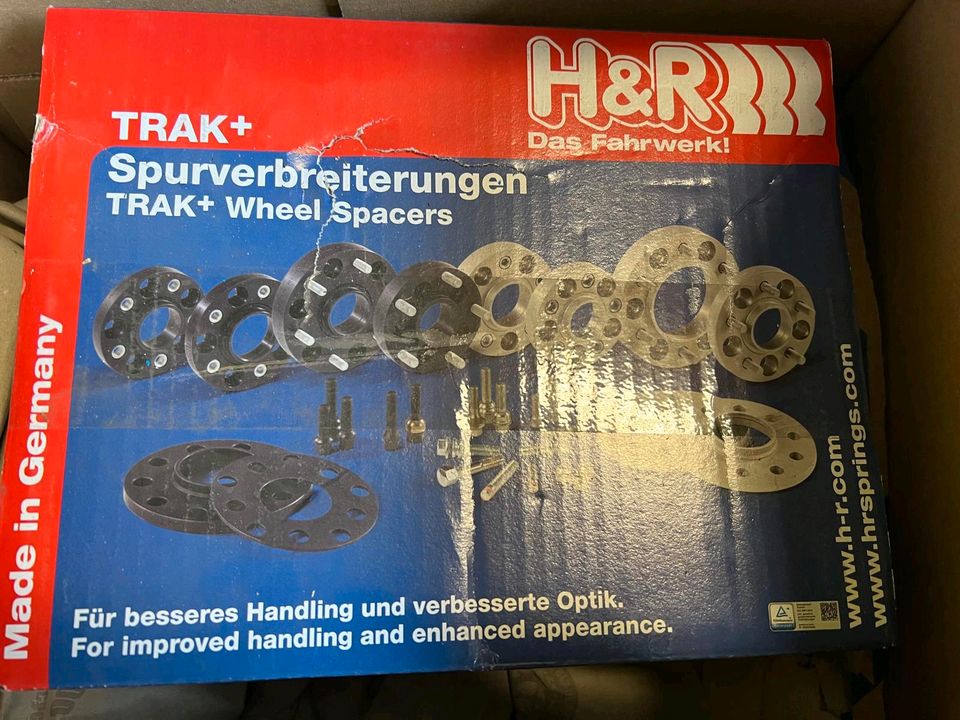 H&R Spurverbreiterung TRAK 4x 18mm in Berlin