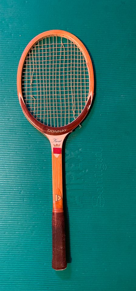 Tennisschläger Holz vintage retro in Mögglingen