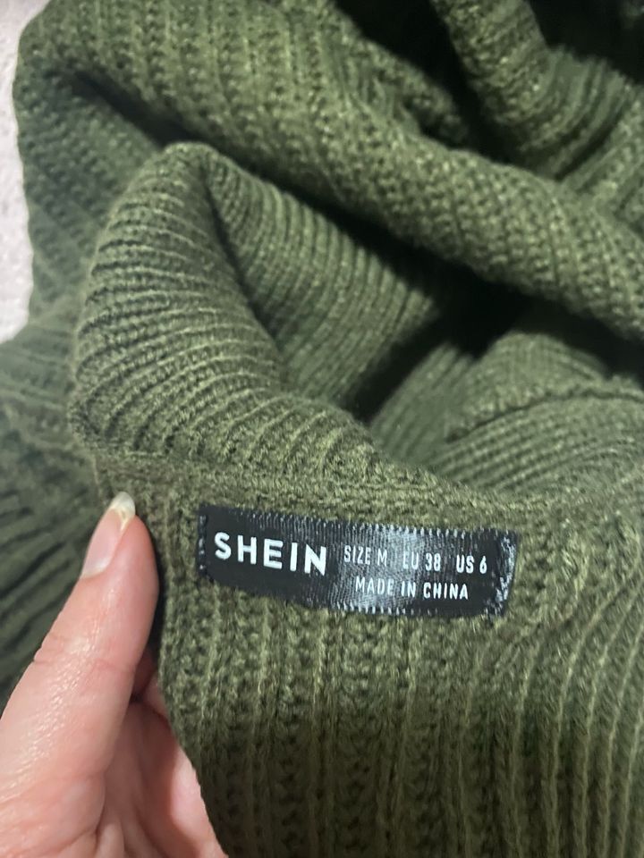 NEUER Pullover von SHEIN Größe M in München