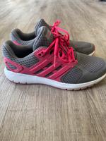 Adidas Damen Laufschuh Gr. 42 Nordrhein-Westfalen - Marl Vorschau