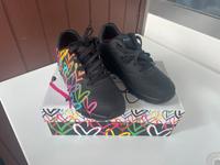 Skechers sneakers mit Herzen Nordrhein-Westfalen - Siegen Vorschau