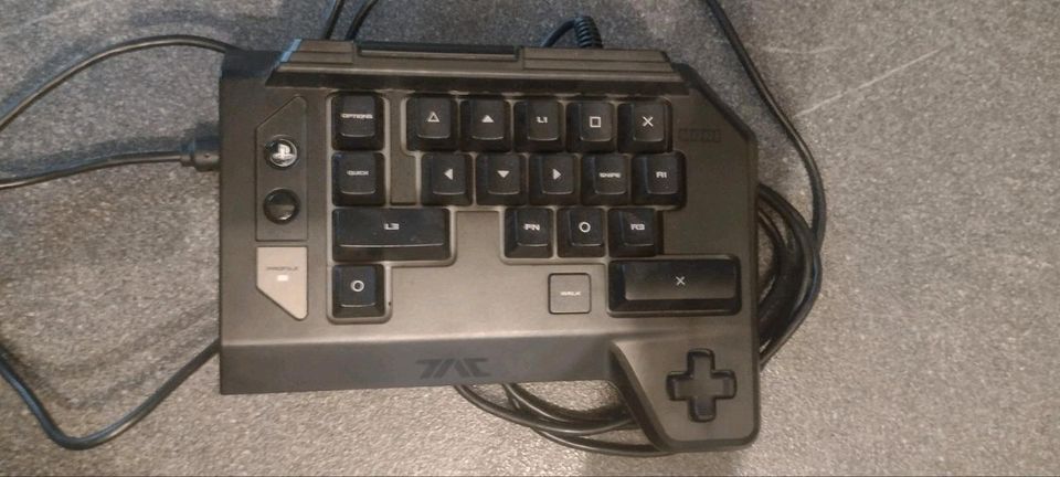 Playstation tastatur und Maus in Raddestorf