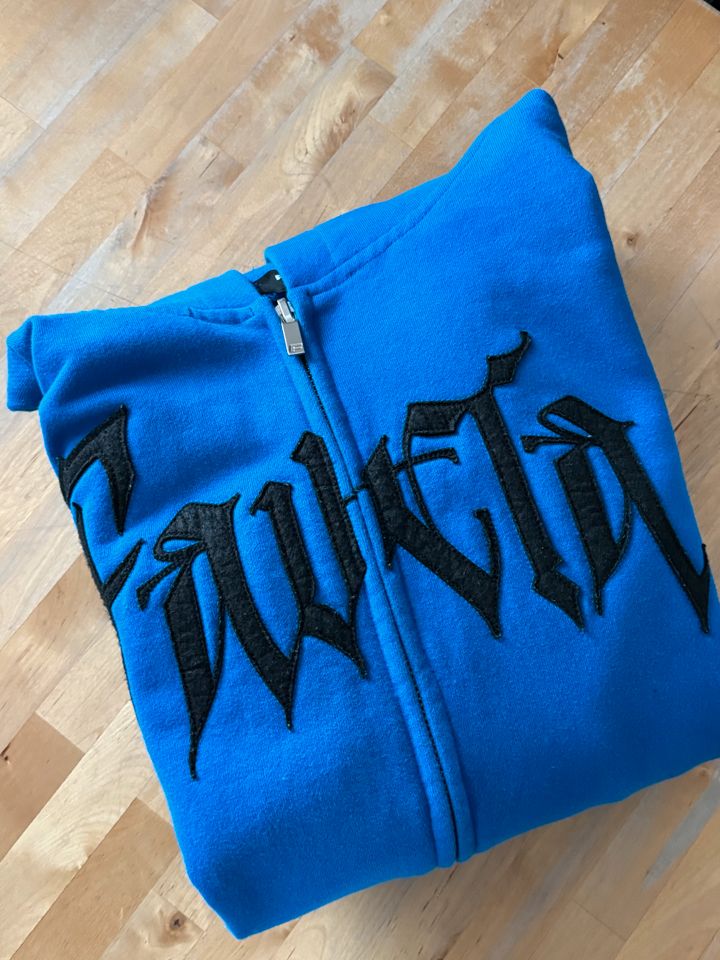 "FAVELA Clothing" Front-Zip-Hoodie, blau (M) - Top Zustand in Dresden