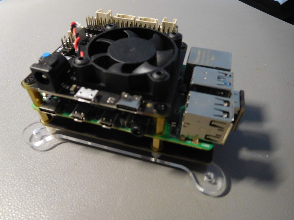 Raspberry Pi4 Model B 4GB RAM mit SSD 512GB (ohne Netzteil) in Laage