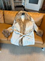 Pelzjacke mit Bindegürtel von Madeleine Bayern - Straubing Vorschau