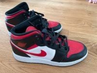 Nike Jordan 1 mid, Gr. 40, schwarz/rot, Rostock - Gehlsdorf Vorschau