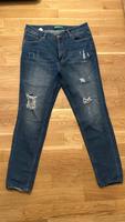 Benetton Damen-Jeans (W32), Distressed Look, sehr guter Zustand München - Pasing-Obermenzing Vorschau