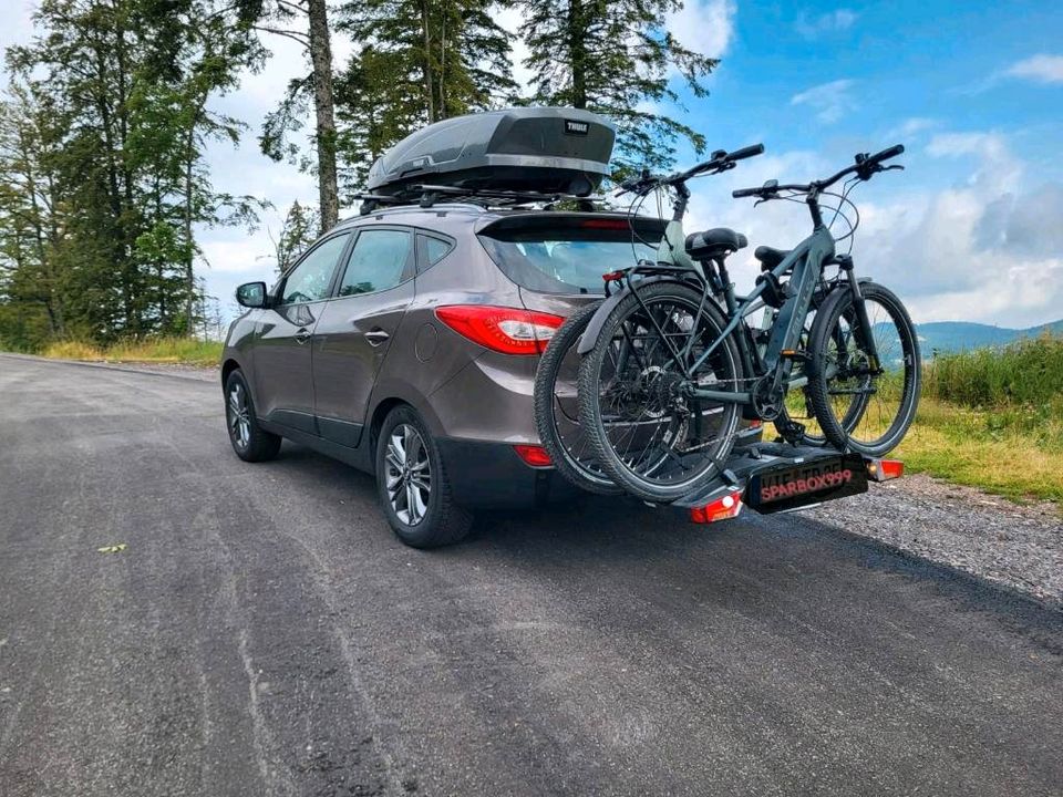 Leihen Fahrradträger Thule für Anhängerkupplung mieten in Nettetal