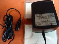 Motorola 1/2000 Ladegerät Original NEU SPN 4055A 12,5 V 400mAh Hessen - Wächtersbach Vorschau