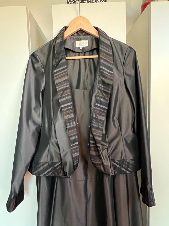 Abendkleid / Ballkleid, passende Jacke, 40, sehr guter Zustand in Dresden