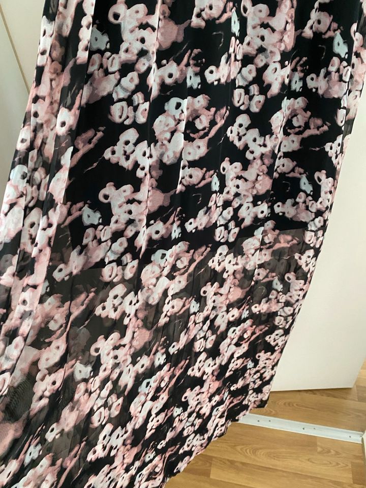 Kleid Sommer Blumen Maxikleid luftig Vero Moda Größe XL in München