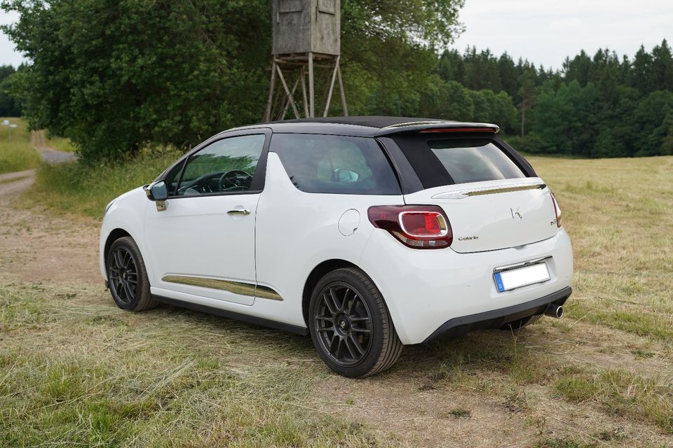 Citroen DS3 Cabrio - weiß - Diesel in Wiesbaum