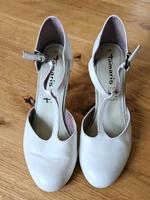 weiße Pumps mit Riemchen Größe 39 Baden-Württemberg - Wertheim Vorschau