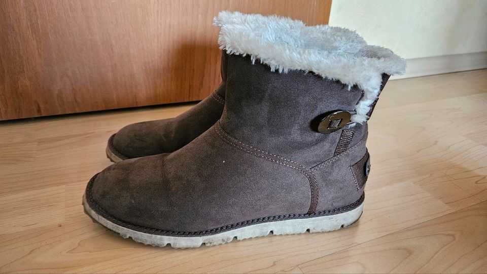 S. Oliver Damen Winter Boots Schuhe Größe 40 braun in Erzhausen